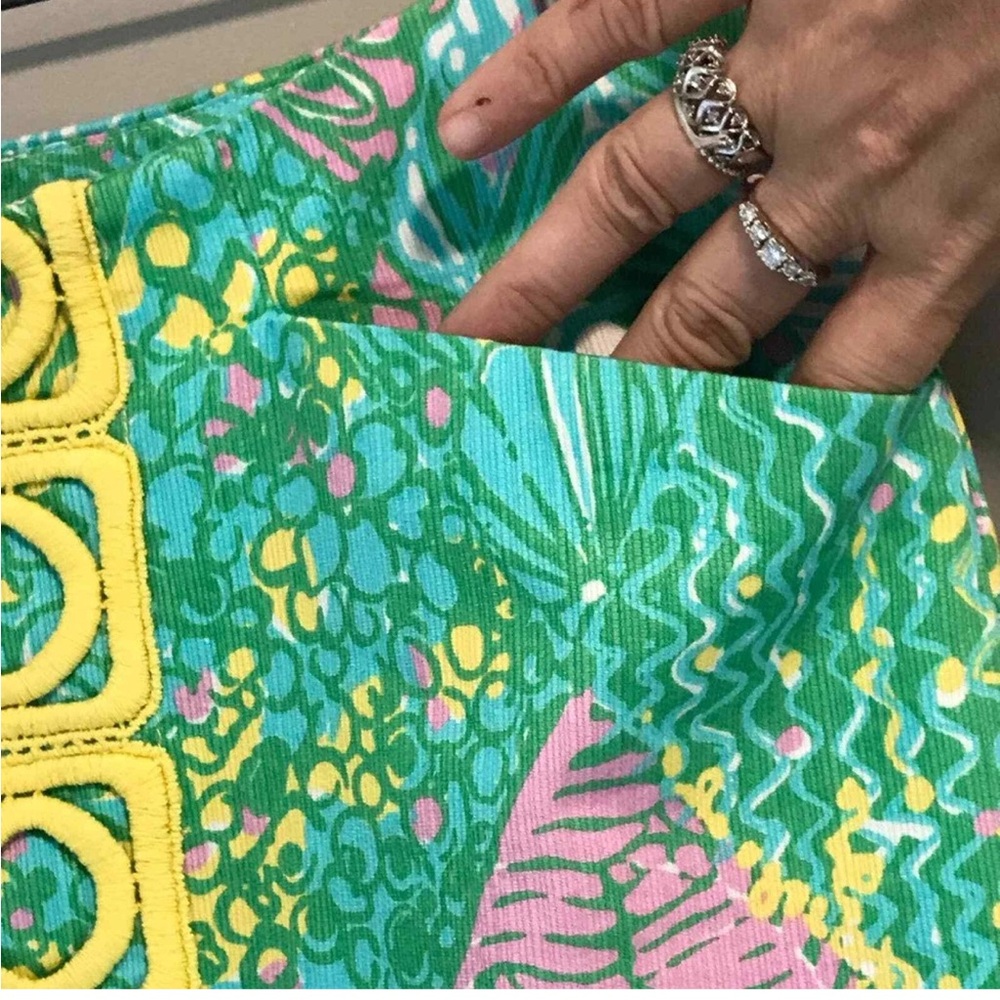 Lilly Pulitzer size 4 skort - Picture 9 of 9